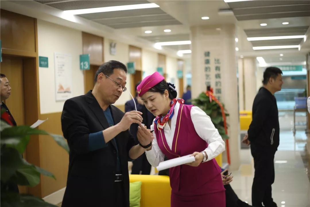 宣城24小时套医保卡(北京医保卡使用指南)